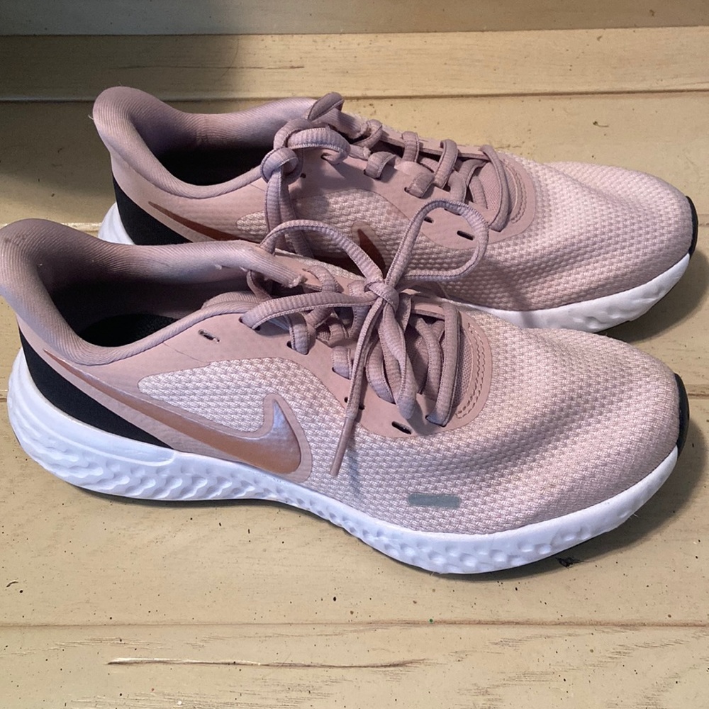 Nike women’s running shoes